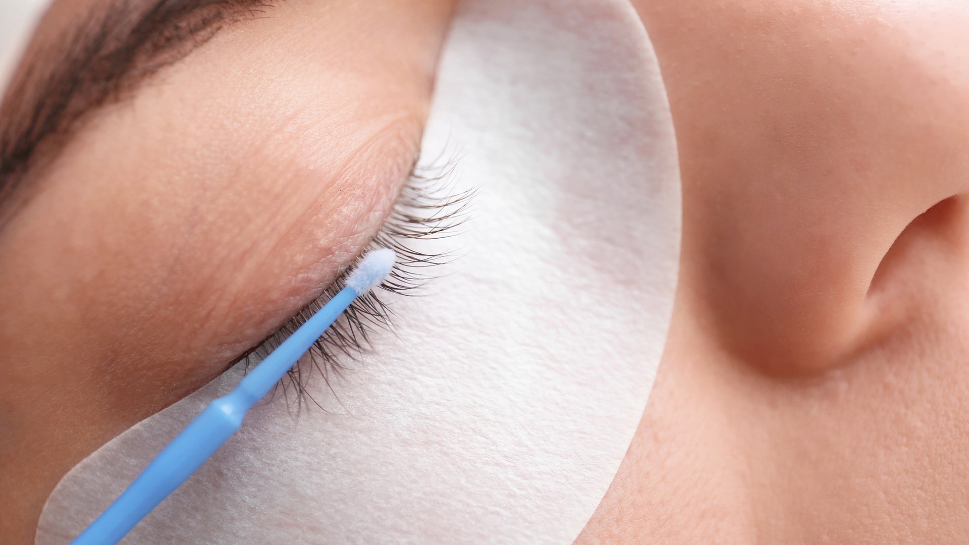 Skinification: la skincare delle Ciglia